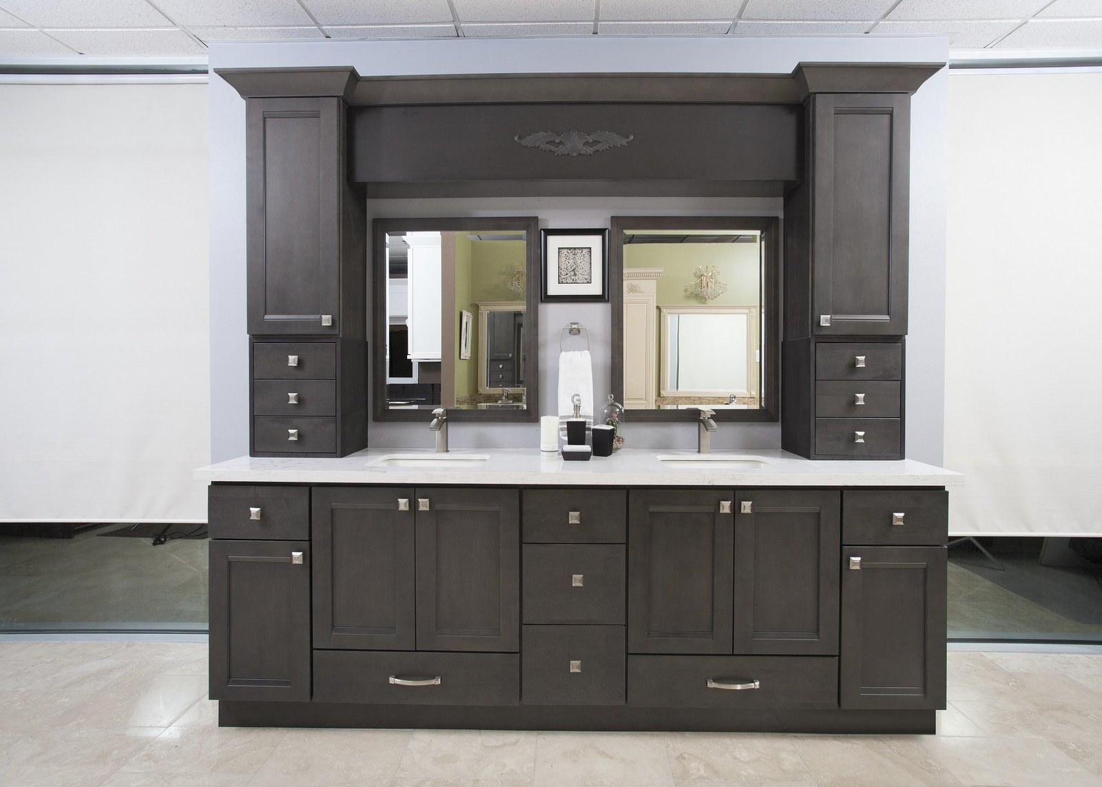Cabinets & Vanities